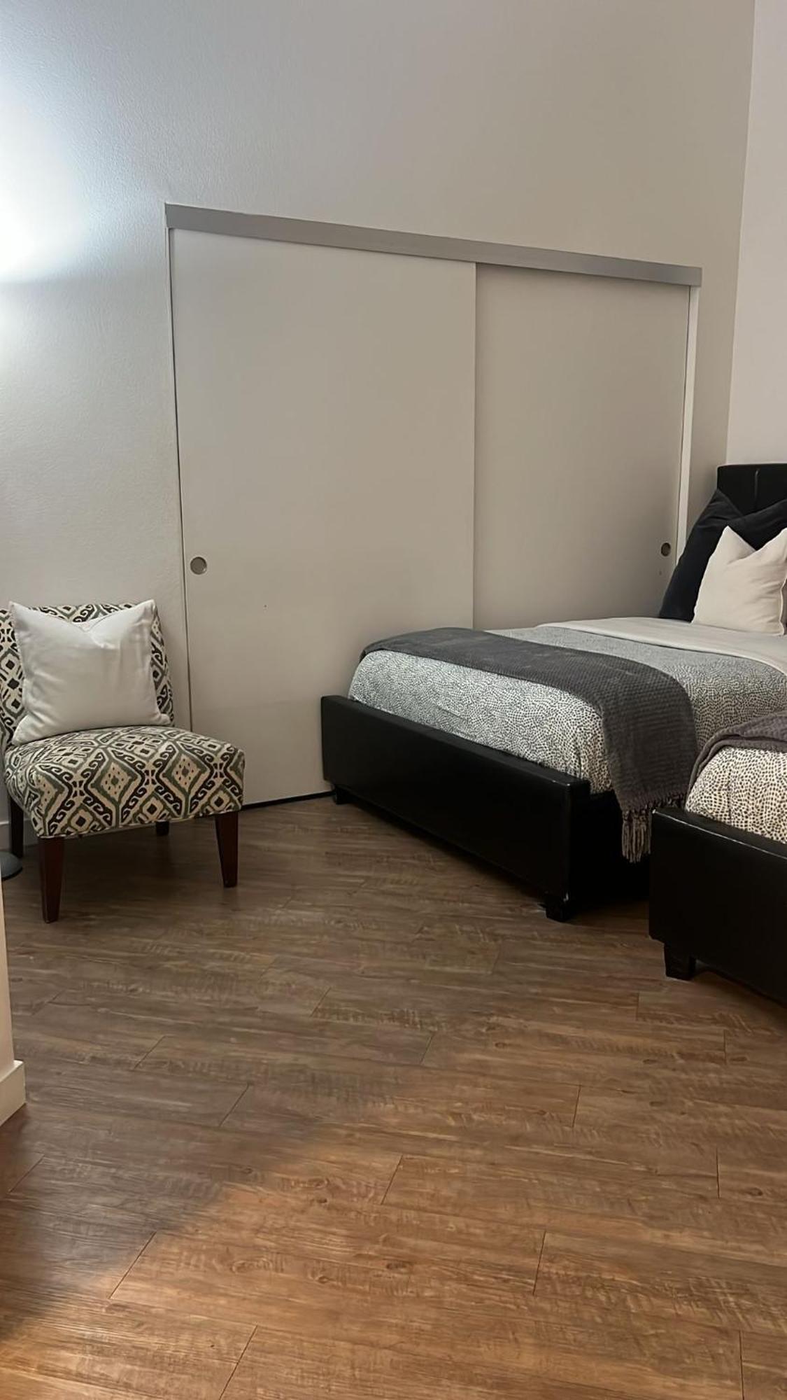 Apartamento Exceptional Loft Free Parking And Wifi Los Ángeles Exterior foto